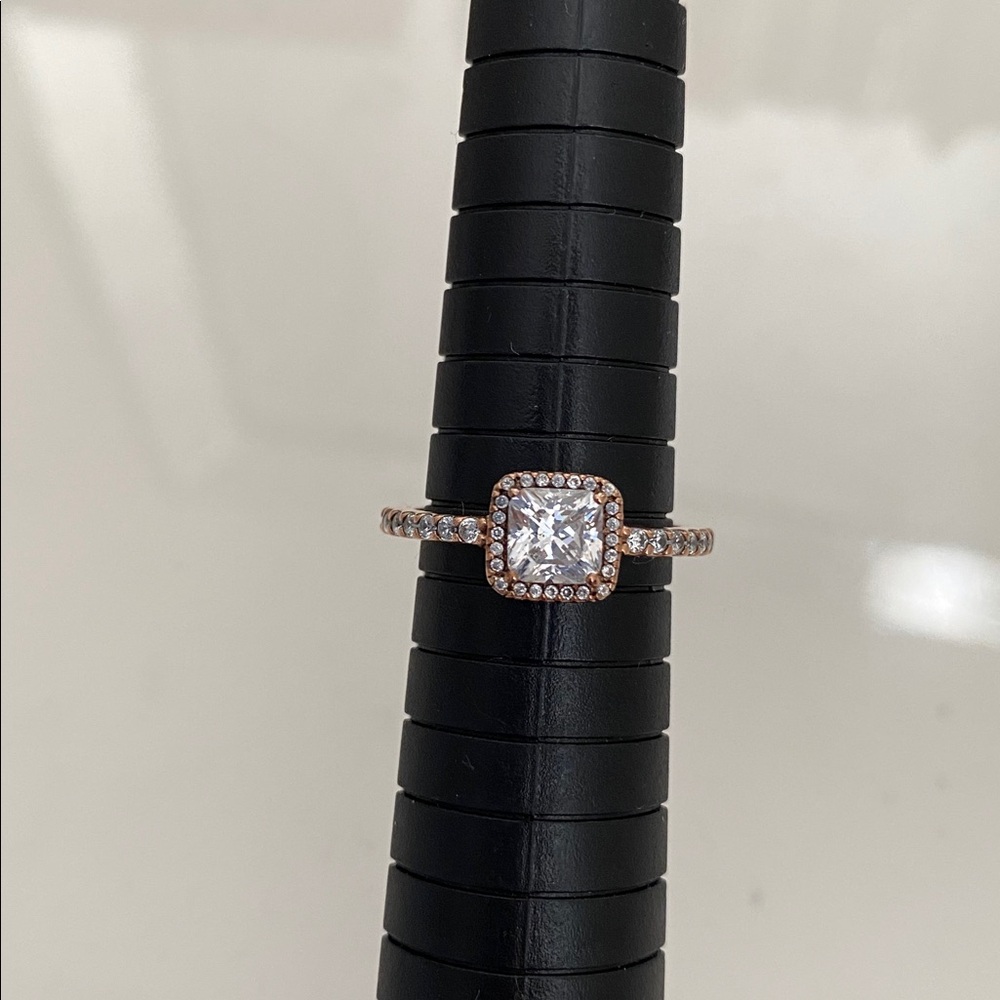 PANDORA- 925 silver Rose Gold Square Halo Ring